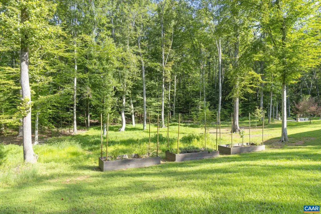 242 Bowlers Mill Lane Gordonsville VA 22942