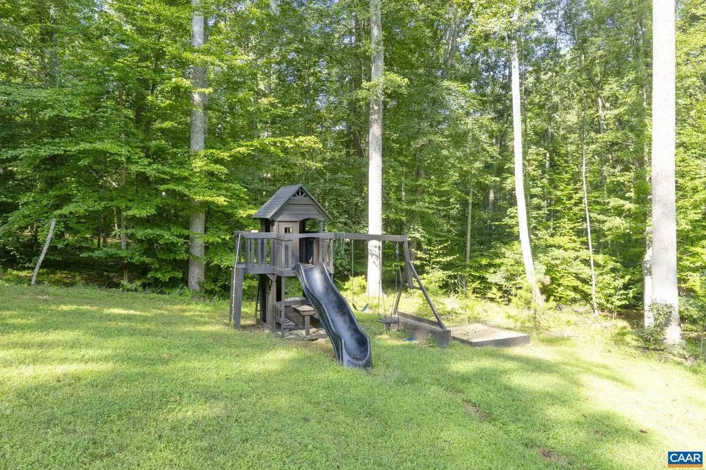 242 Bowlers Mill Lane Gordonsville VA 22942