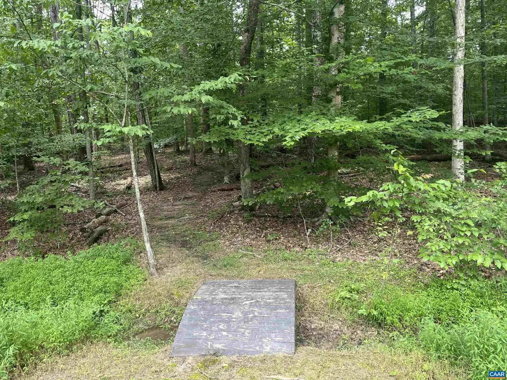 242 Bowlers Mill Lane Gordonsville VA 22942