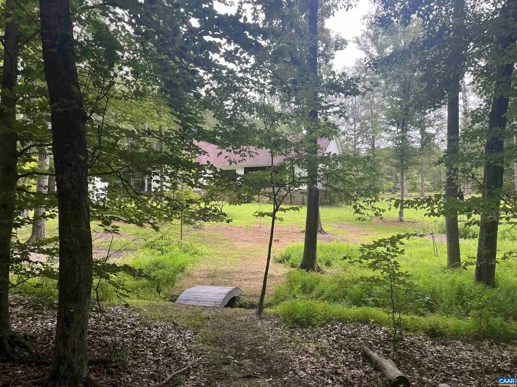 242 Bowlers Mill Lane Gordonsville VA 22942