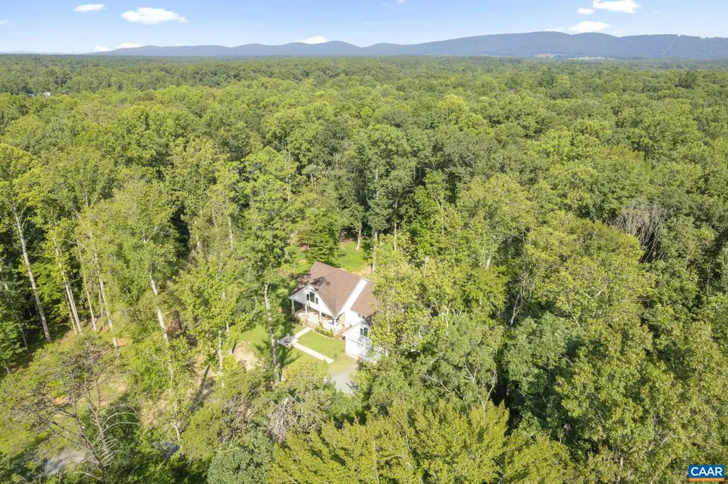 242 Bowlers Mill Lane Gordonsville VA 22942