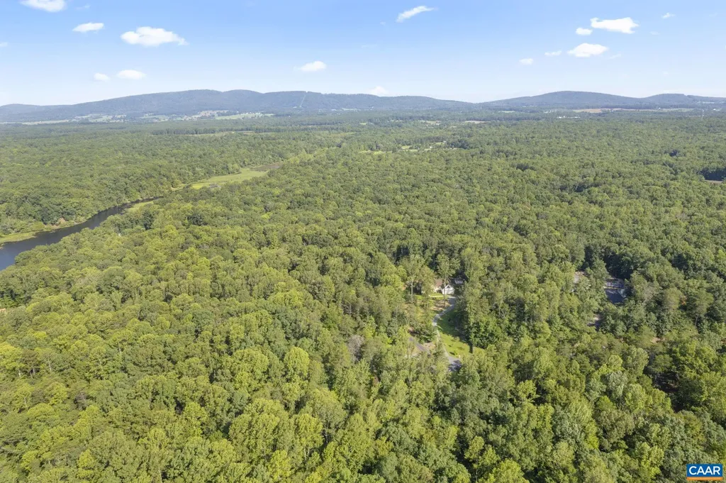 242 Bowlers Mill Lane Gordonsville VA 22942