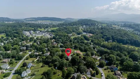 3237 Arrowhead Road Rockingham VA 22801