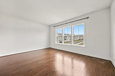 3241 Battery Park Place Rockingham VA 22801