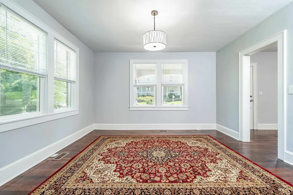 116 Linville Avenue Broadway VA 22815