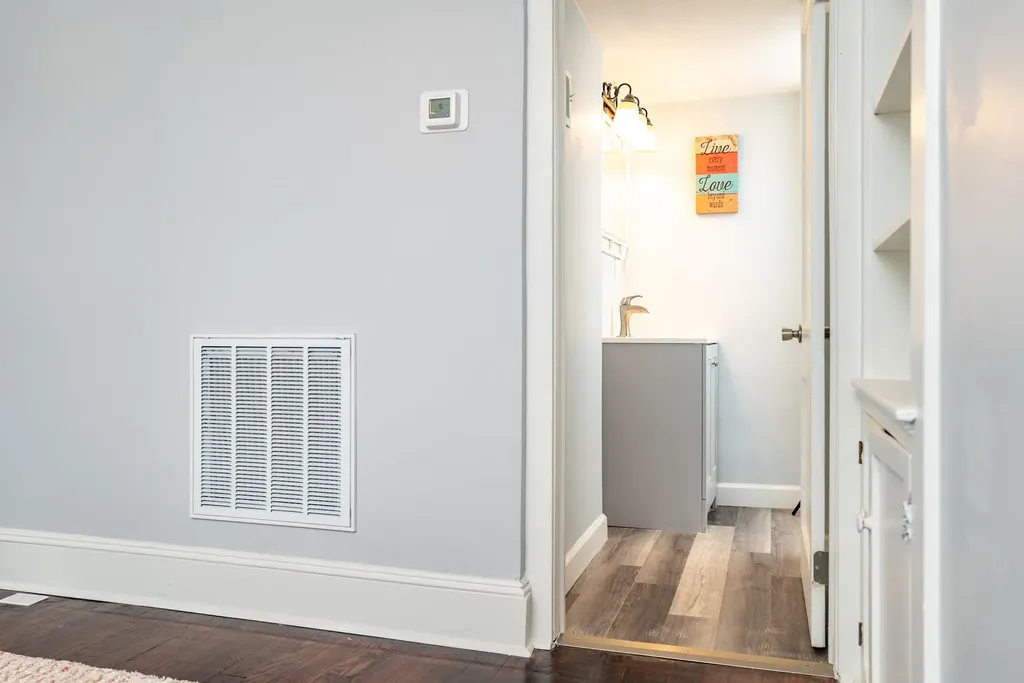 116 Linville Avenue Broadway VA 22815