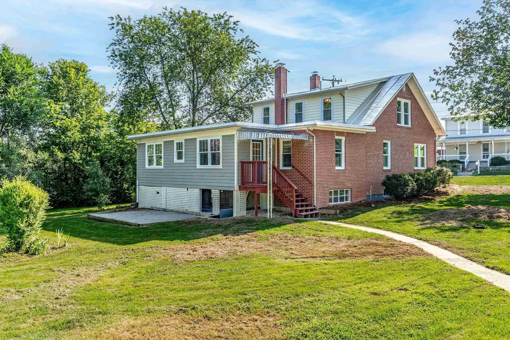 116 Linville Avenue Broadway VA 22815