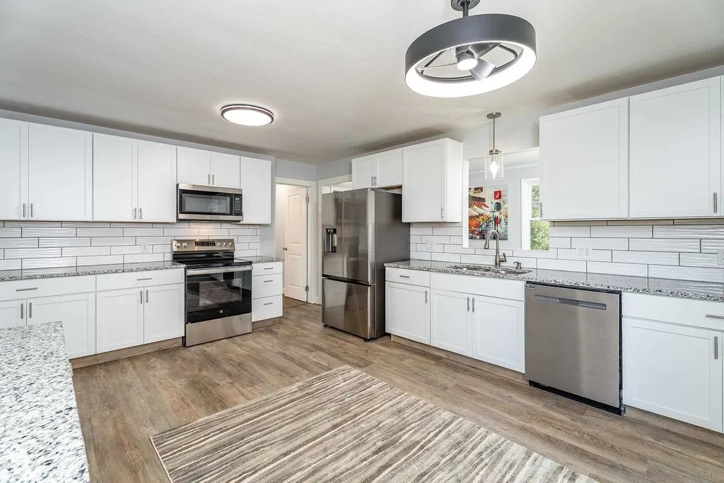 116 Linville Avenue Broadway VA 22815