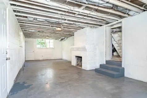 116 Linville Avenue Broadway VA 22815