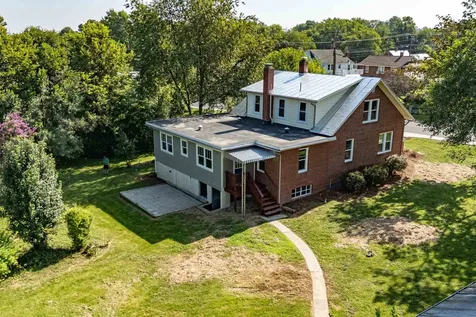 116 Linville Avenue Broadway VA 22815