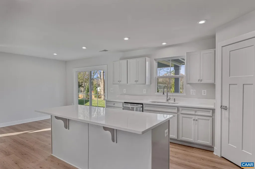 296 White Sands Boulevard Barboursville VA 22923