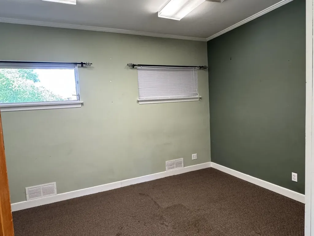 362 Laurel Avenue S Waynesboro VA 22980