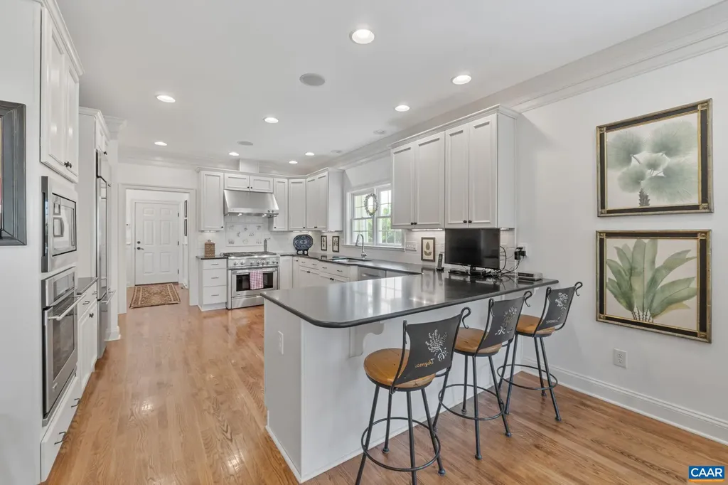 810 Carlyle Place Charlottesville VA 22903