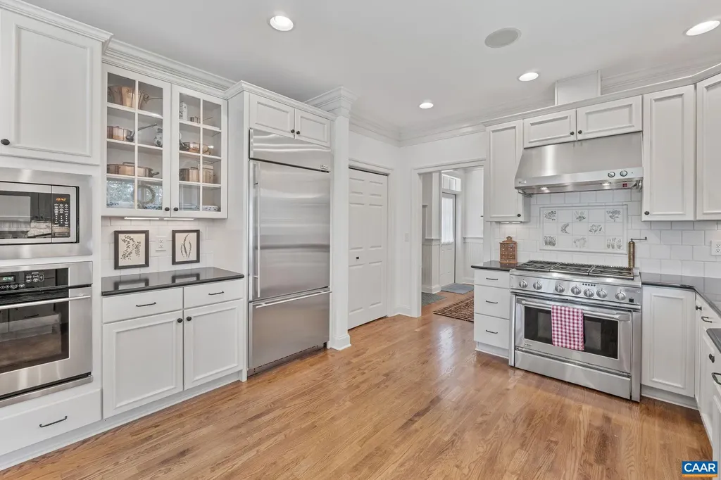 810 Carlyle Place Charlottesville VA 22903