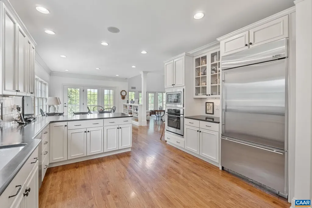 810 Carlyle Place Charlottesville VA 22903