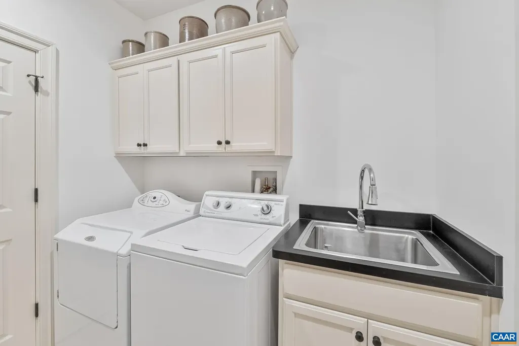 810 Carlyle Place Charlottesville VA 22903