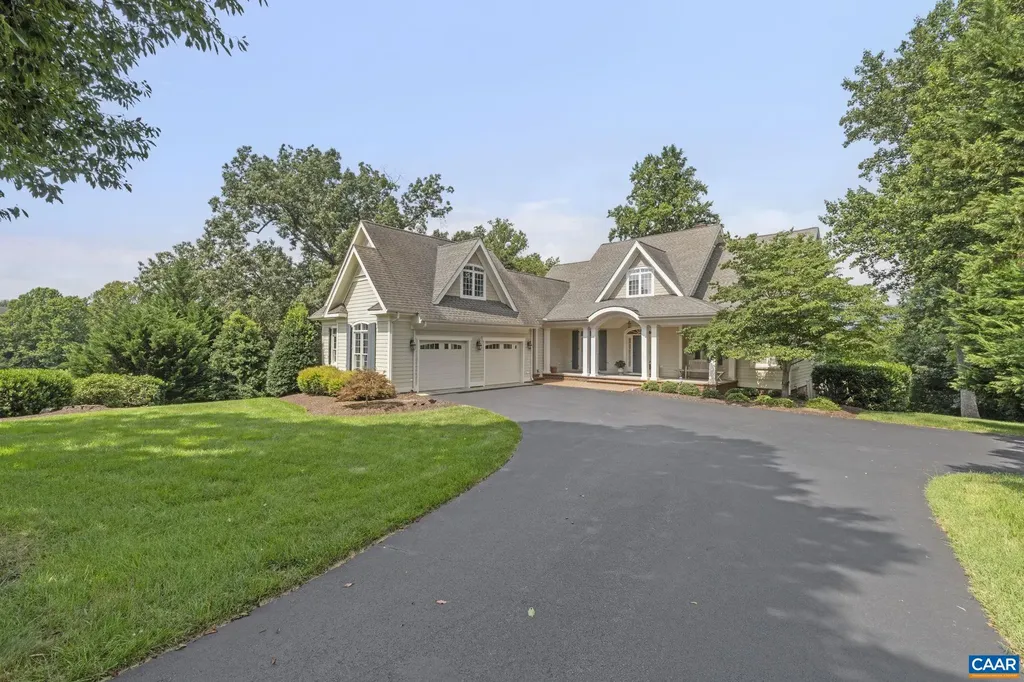 810 Carlyle Place Charlottesville VA 22903