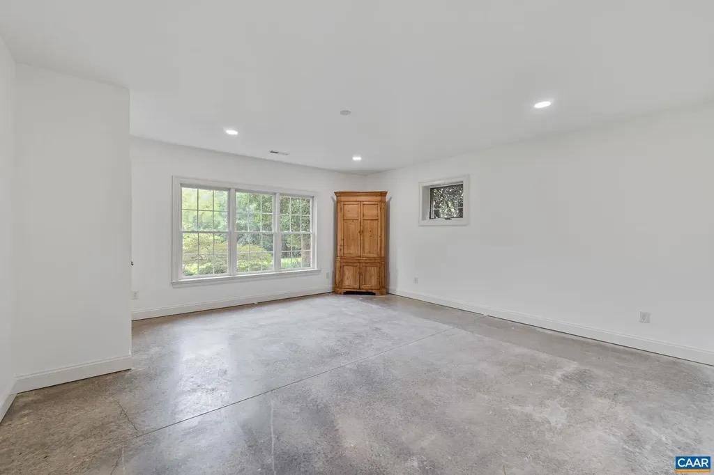 810 Carlyle Place Charlottesville VA 22903