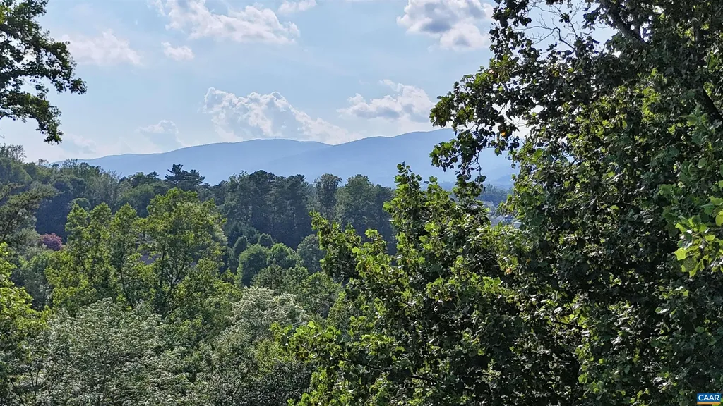 810 Carlyle Place Charlottesville VA 22903