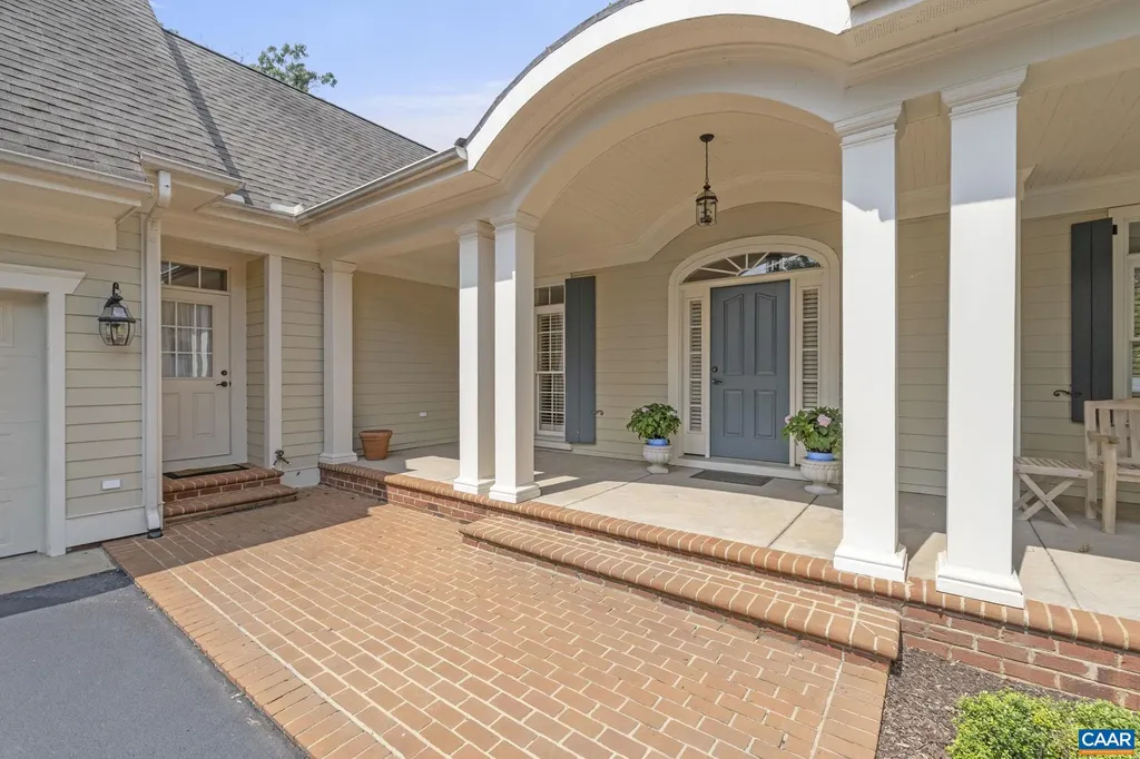 810 Carlyle Place Charlottesville VA 22903