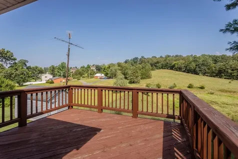 3361 Shen Lake Drive Rockingham VA 22801