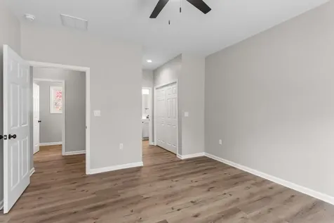 317 Ivanhoe Avenue Waynesboro VA 22980