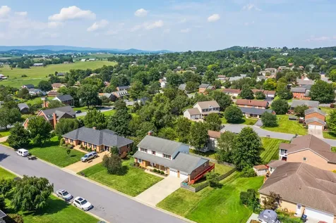 3346 White Oak Drive Rockingham VA 22801