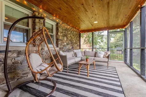 853 Old Furnace Road Harrisonburg VA 22802