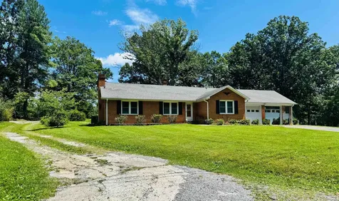 58 Old Hermitage Road Waynesboro VA 22980