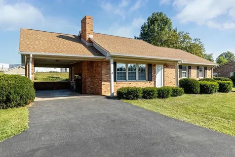 197 Tinkling Spring Road Fishersville VA 22939