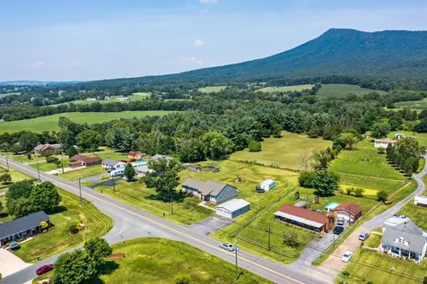 9133 Mcgaheysville Road Mcgaheysville VA 22840