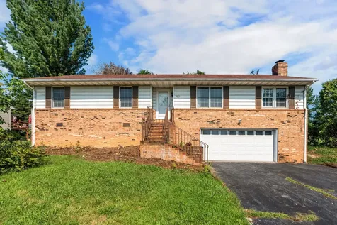 790 Vine Street Harrisonburg VA 22802