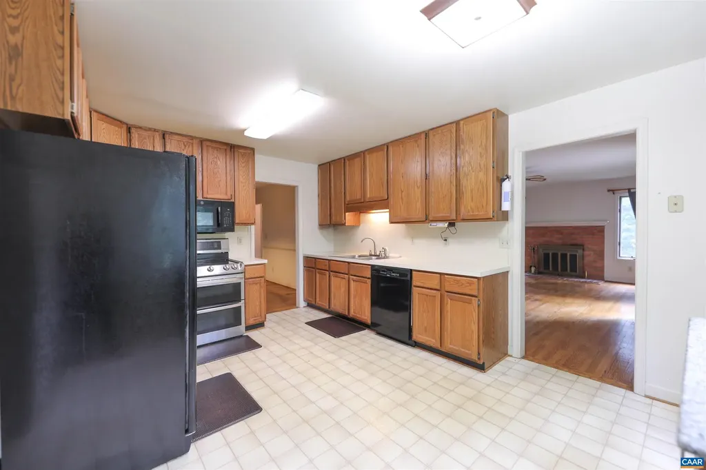 1220 Red Pine Court Crozet VA 22932