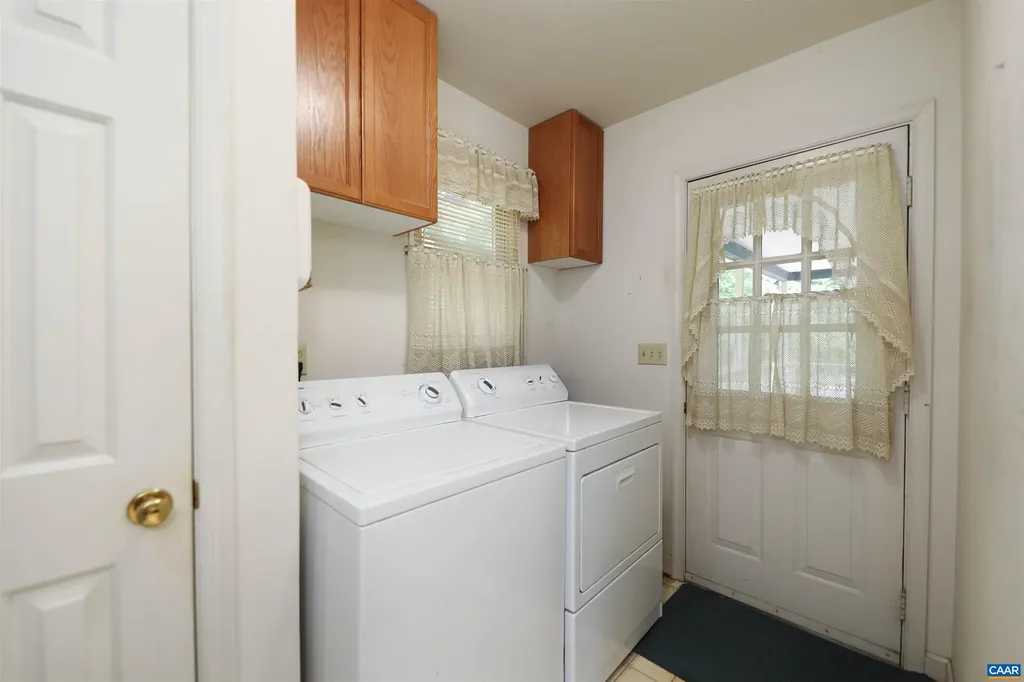 1220 Red Pine Court Crozet VA 22932