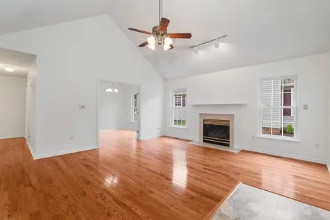 24 Ashleigh Drive Waynesboro VA 22980