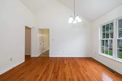 24 Ashleigh Drive Waynesboro VA 22980
