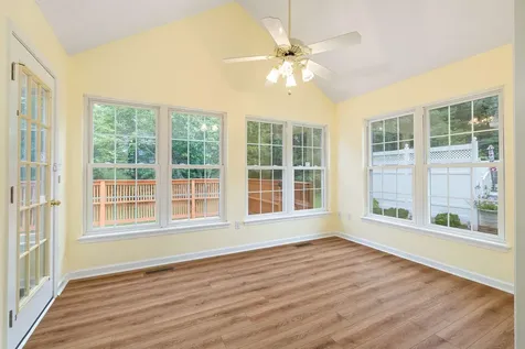 24 Ashleigh Drive Waynesboro VA 22980