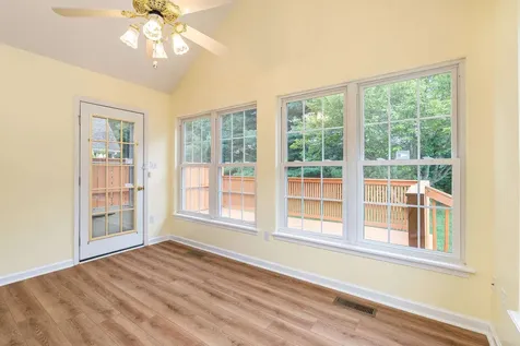 24 Ashleigh Drive Waynesboro VA 22980