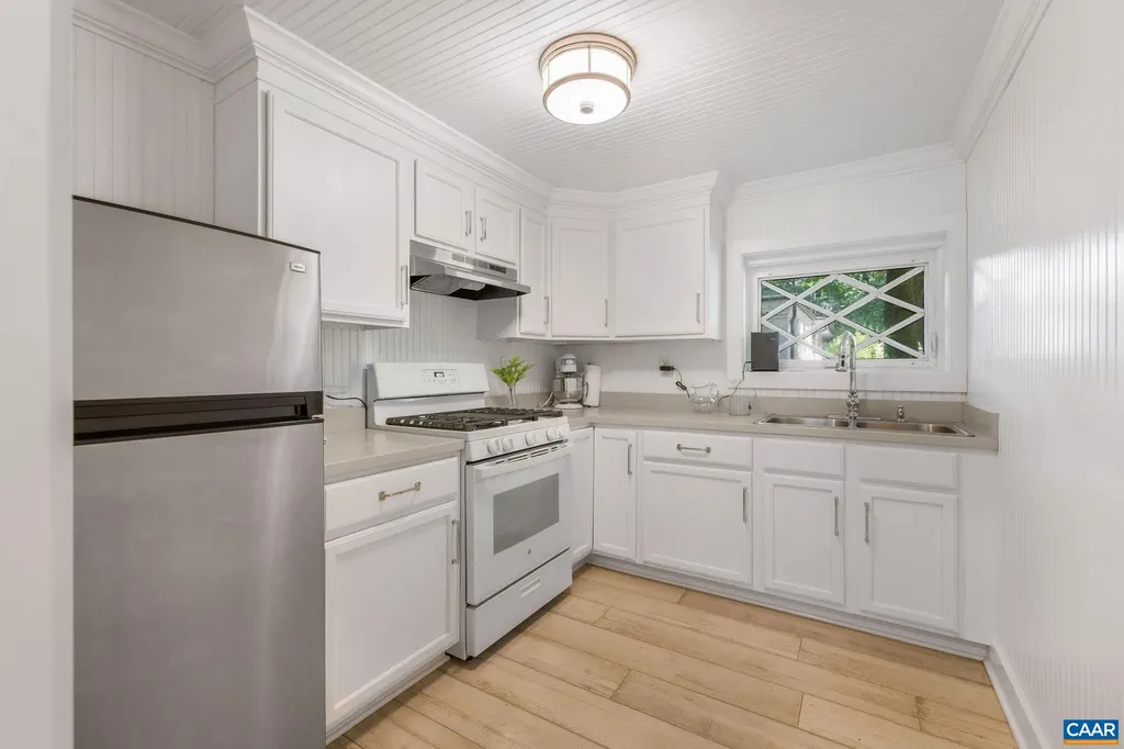 1204 Blue Ridge Road Charlottesville VA 22903