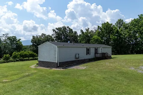 645 Barbershop Road Edinburg VA 22824