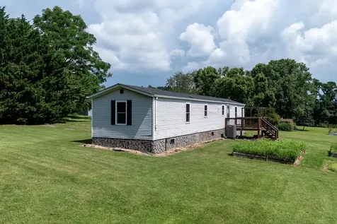 645 Barbershop Road Edinburg VA 22824