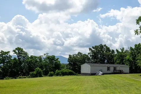 645 Barbershop Road Edinburg VA 22824