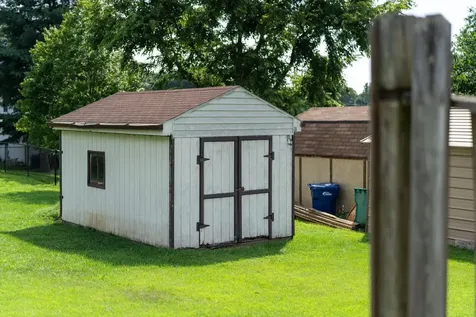 407 8th Street Grottoes VA 24441