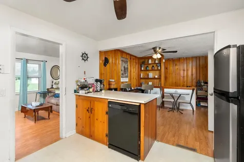 407 8th Street Grottoes VA 24441