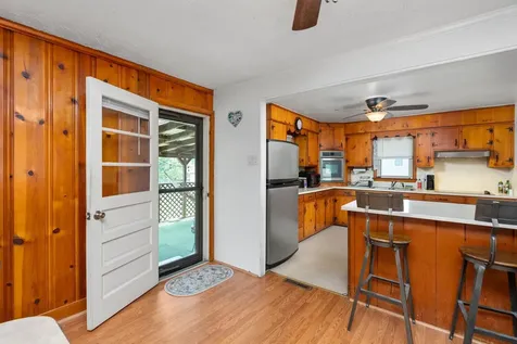 407 8th Street Grottoes VA 24441