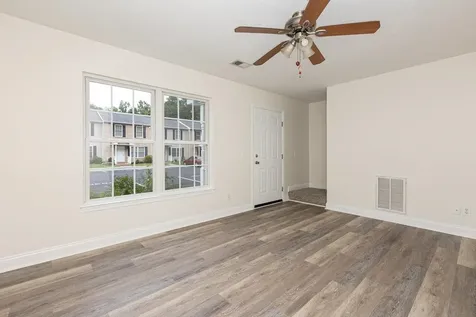 103 13th Street Grottoes VA 24441