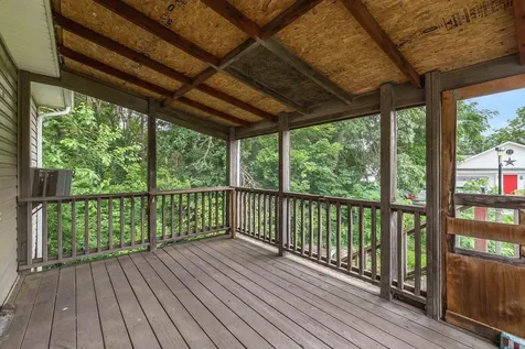 910 Carol Avenue Shenandoah VA 22849