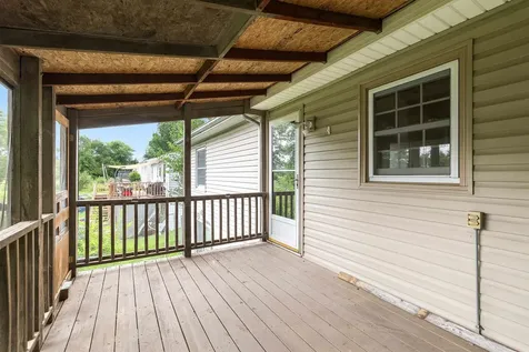 910 Carol Avenue Shenandoah VA 22849