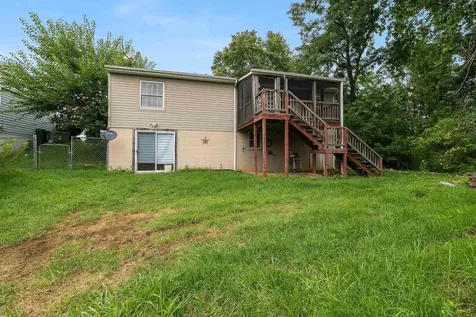910 Carol Avenue Shenandoah VA 22849