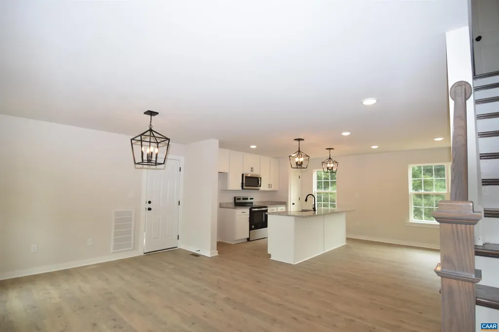 292 Bannister Town Road Louisa VA 23093